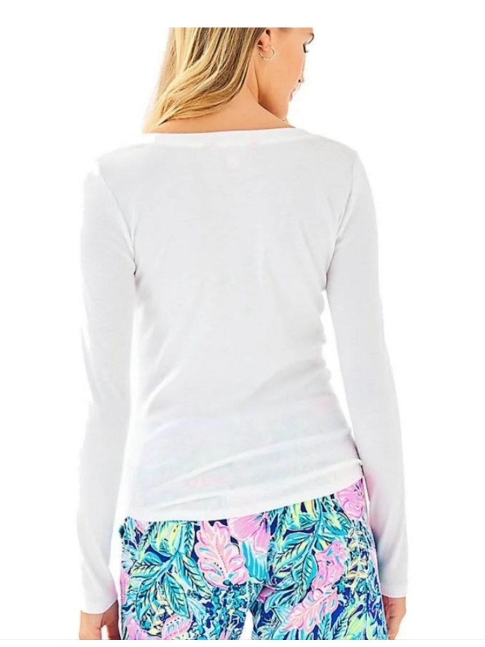 Lilly Pulitzer Resort White Long Sleeve Crewneck Tee Small Like New - Picture 2 of 8